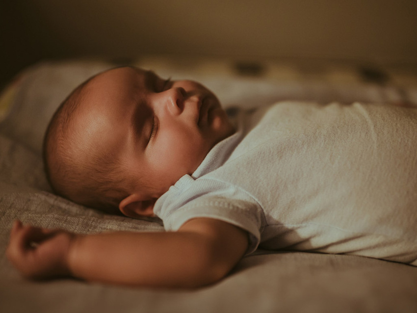 Baby Sleep Training: Cry It Out Method - Fresh Baby Gear